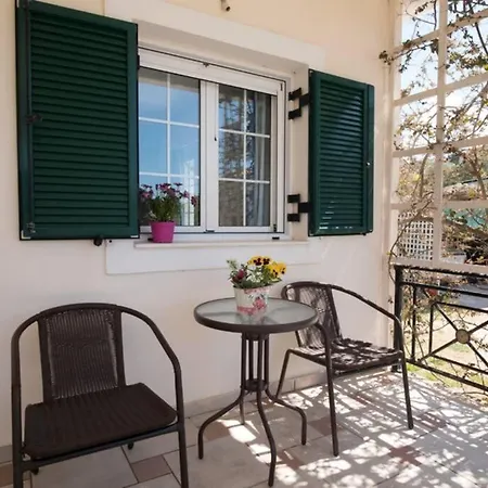 Апартаменты 3 *