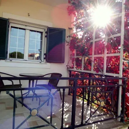 3 Апартаменты Agios Leon