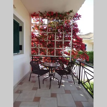3 Apartment *