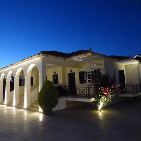 3 * Agios Leon